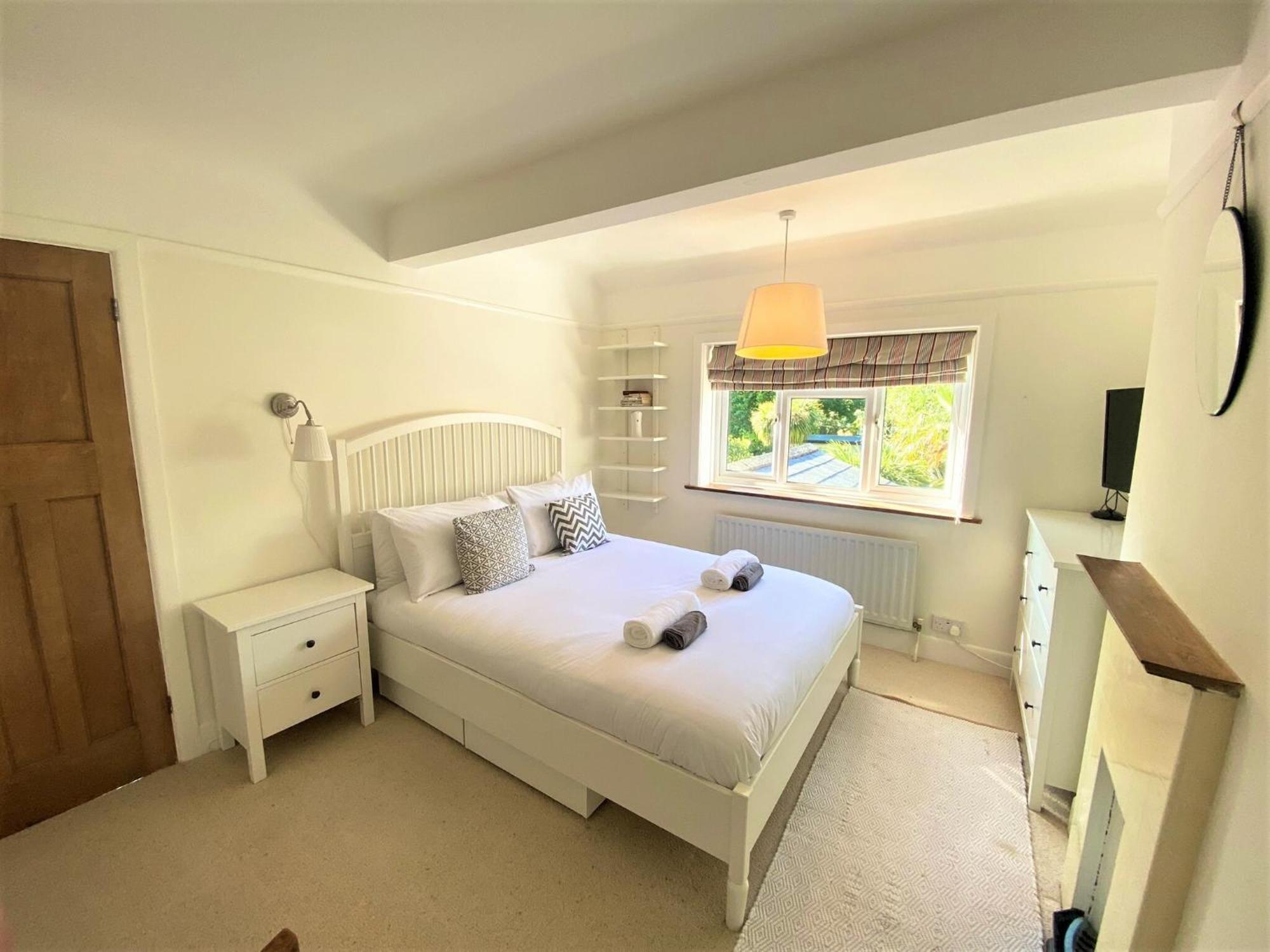 Spacious Near The Marinas With Ample Parking Holiday home Lymington