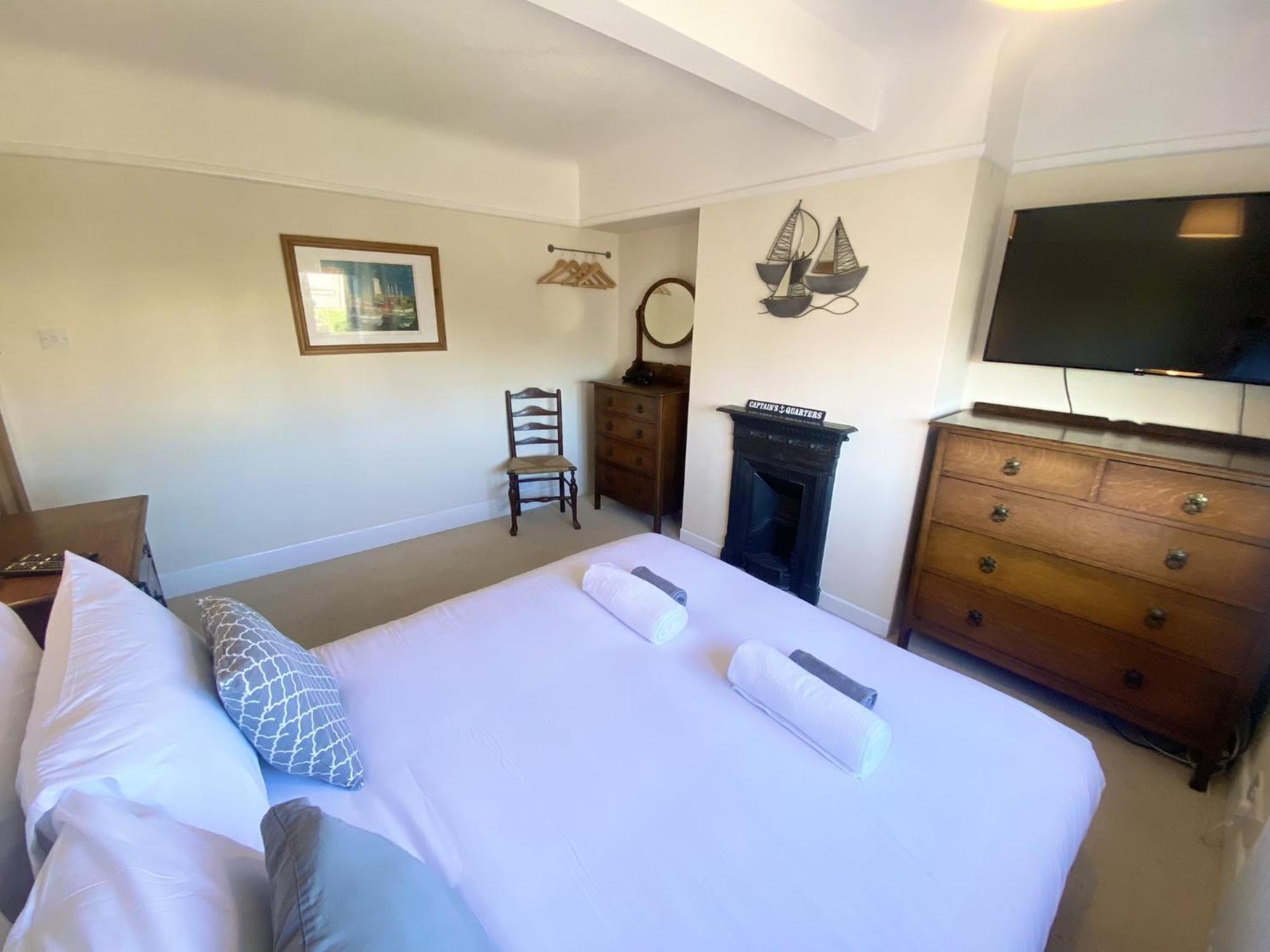Spacious Near The Marinas With Ample Parking * Lymington